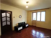 Apartament 3 cam. et. 2 in Moldova Nou#259; 