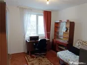 Apartament 3 cam. et. 2 in Moldova Nou#259; 