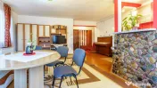 Apartament de vanzare, 2 camere, Str. Florilor Nr.186, Fl... 