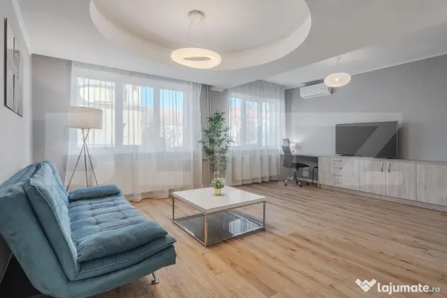 Apartament modern cu 3 camere, central, etaj 1