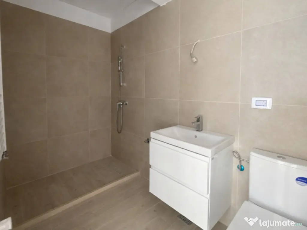 Apartament 3 camere Mamaia Nord | Resort cu piscină & spa |