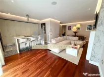 Apartament 3 camere alcatuit din 2 ap de 2 camere unite,Ploi