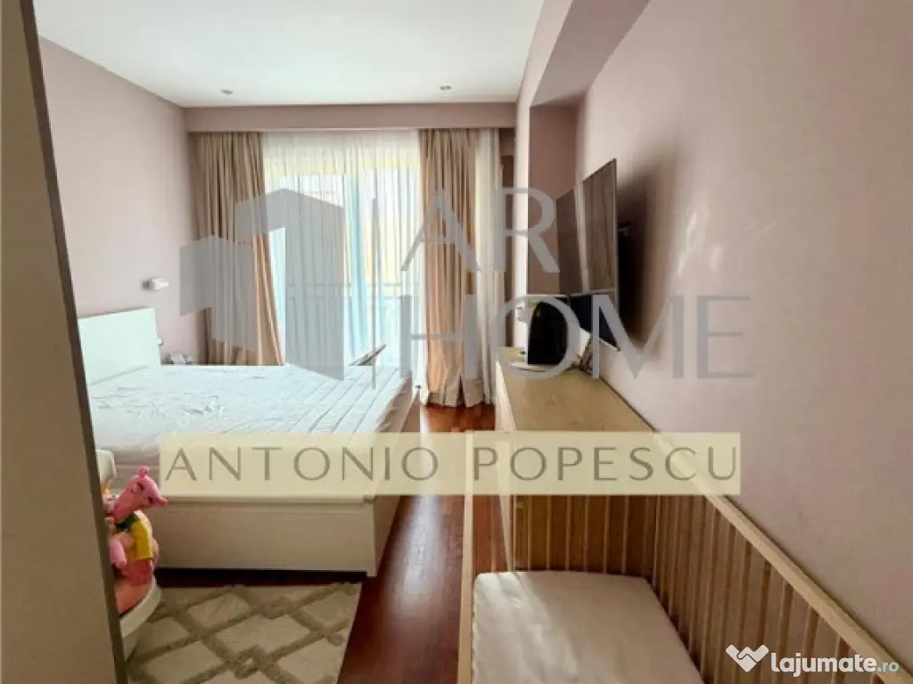 Apartament 3 camere alcatuit din 2 ap de 2 camere unite,Ploi