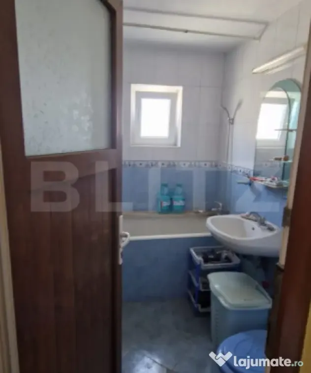 ???? Apartament 3 camere, 67 mp, zonă centrală
