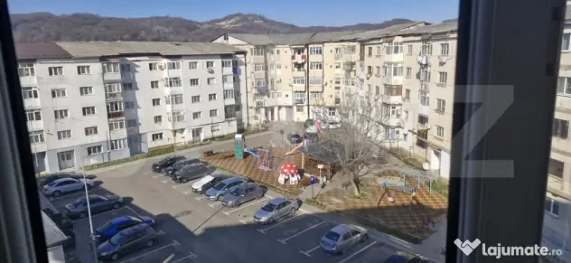 ???? Apartament 3 camere, 67 mp, zonă centrală