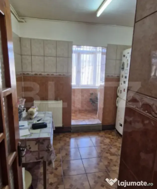 ???? Apartament 3 camere, 67 mp, zonă centrală