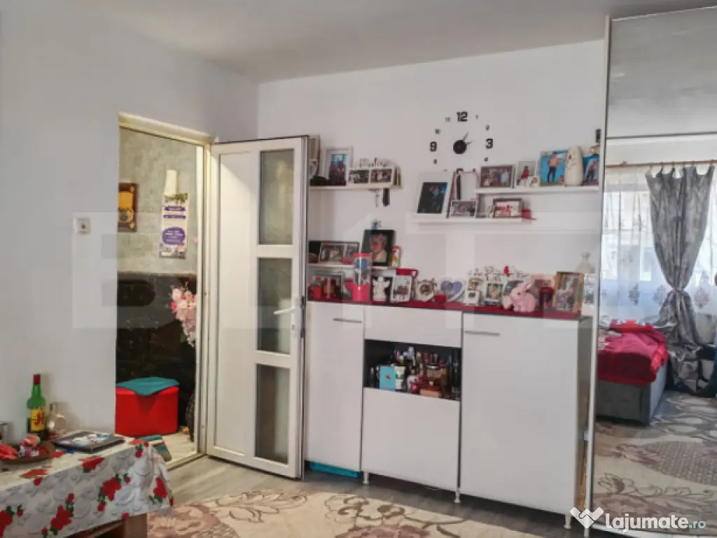 Apartament 2 camere, 40 mp, la parter, zona Micro 4