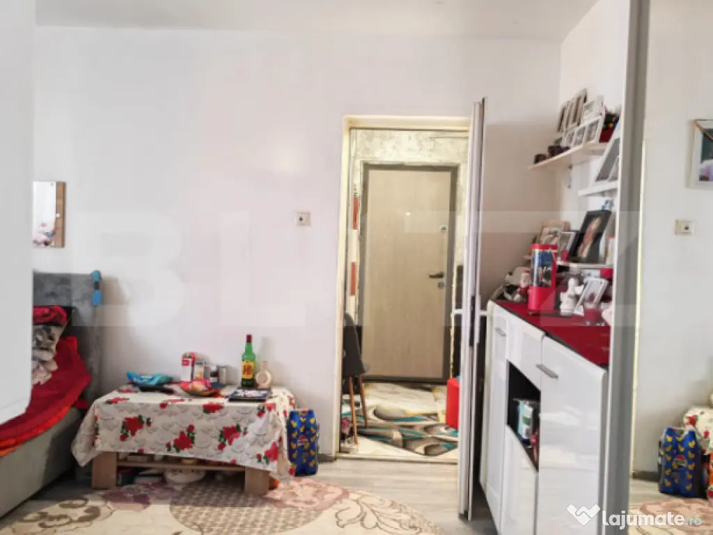 Apartament 2 camere, 40 mp, la parter, zona Micro 4