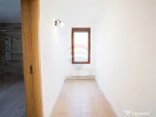 Casă individuală de Vânzare, 242mp utili+ teren de 380... 