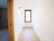 Casă individuală de Vânzare, 242mp utili+ teren de 380... 