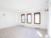 Casă individuală de Vânzare, 242mp utili+ teren de 380... 