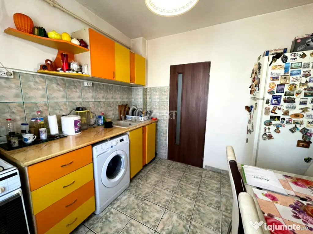 Apartament 3 camere Mircea cel Bătrân – 69 mp – vedere