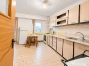 3 camere Aviatiei 