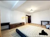 Apartament cu trei camere, zona Palas