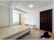 Apartament cu trei camere, zona Palas