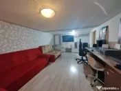 Imobil cu 2 constructii, anexe și 670 mp teren, utilități 