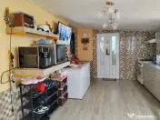 Imobil cu 2 constructii, anexe și 670 mp teren, utilități 