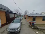 Imobil cu 2 constructii, anexe și 670 mp teren, utilități 