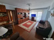 Apartament 3 camere zona Capitol 