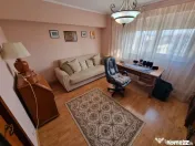 Apartament 3 camere zona Capitol 