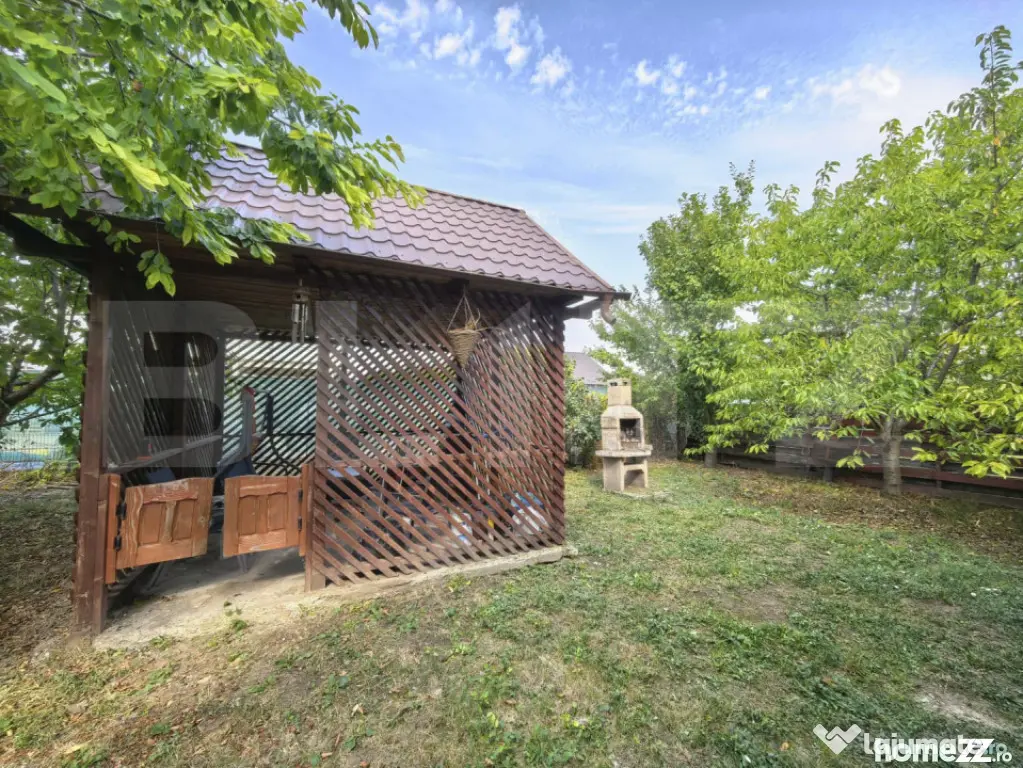 Casa cu 3 camere in Holboca, zona linistita