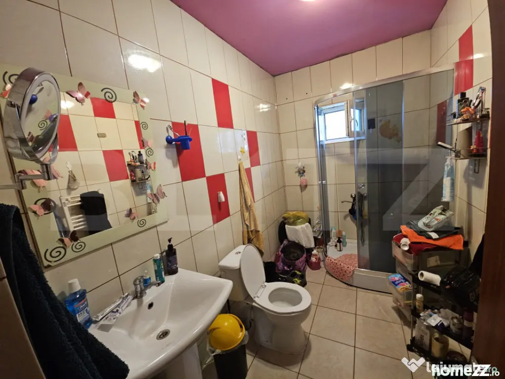 Casa cu 3 camere in Holboca, zona linistita - Holboca (Iasi)