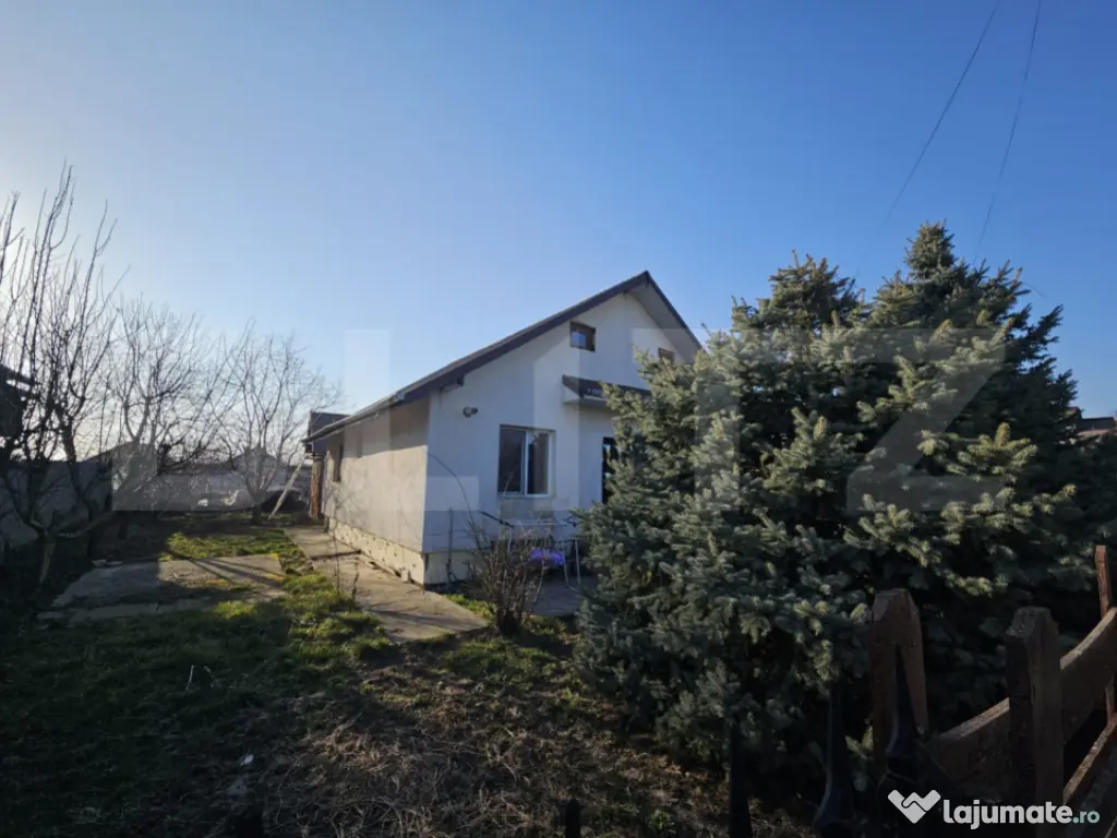 Casa cu 3 camere in Holboca, zona linistita