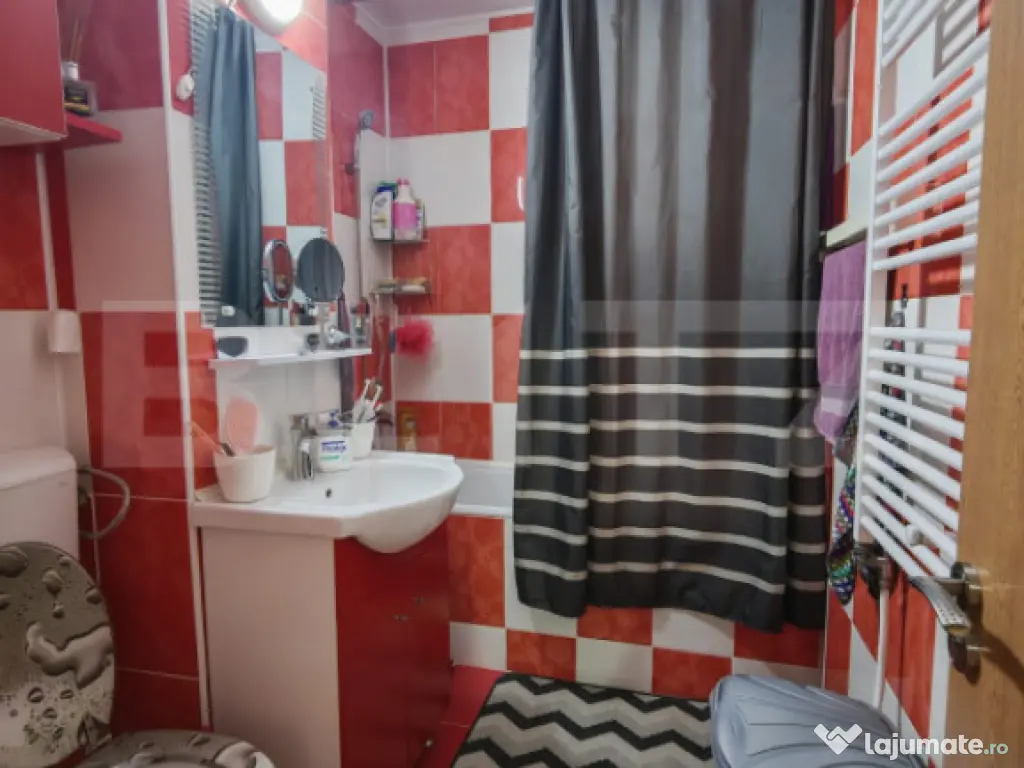 Apartament 2 camere, in Turda Noua