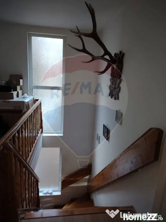 Case cu 7 camere de vânzare în comuna Panaci, sat Drăg...