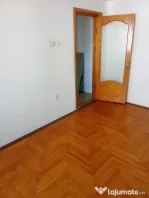 De inchiriat apartament 3 camere NEMOBILAT Obor-Liceul Cerna