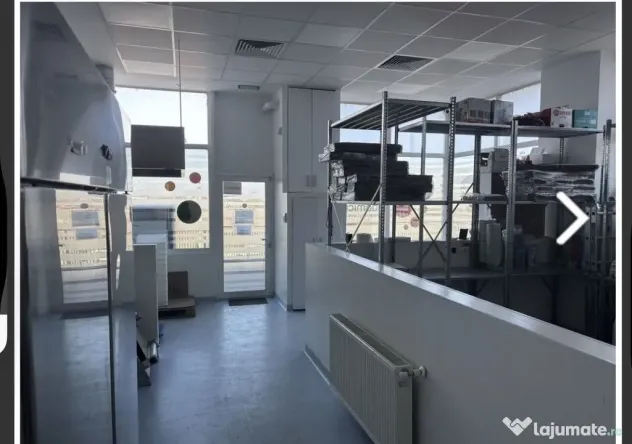 Piata Delfinului sp com, suprafata totala: 360 mp. Inalti...