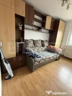 Apartament 2 camere, decomandat, mobilat si utilat, loc parc