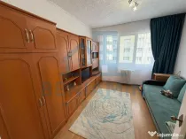 Garsoniera 21mp cartier Tractorul la etajul 2 cu baie si ...