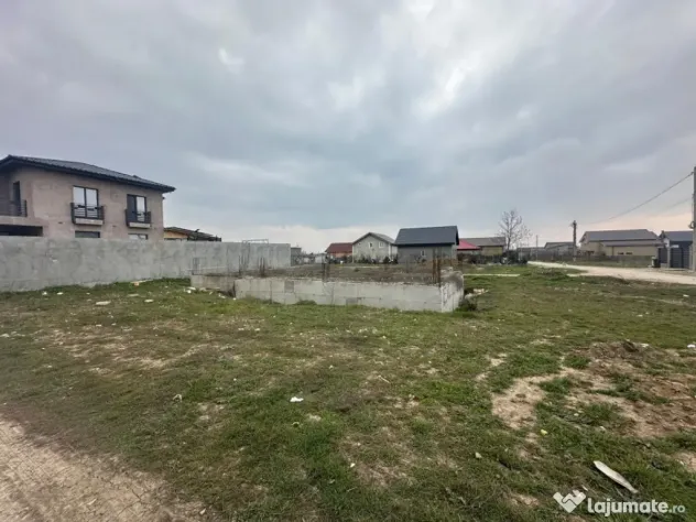 Teren intravilan Lazu, 421 mp, deschidere 20 ml, fundație e