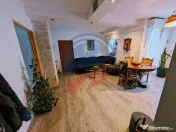 Apartament generos 4 camere, confort sporit, etaj 4/4, iz... 