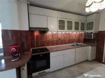 Apartament spatios 3 camere cu loc de parcare inclus Centrul