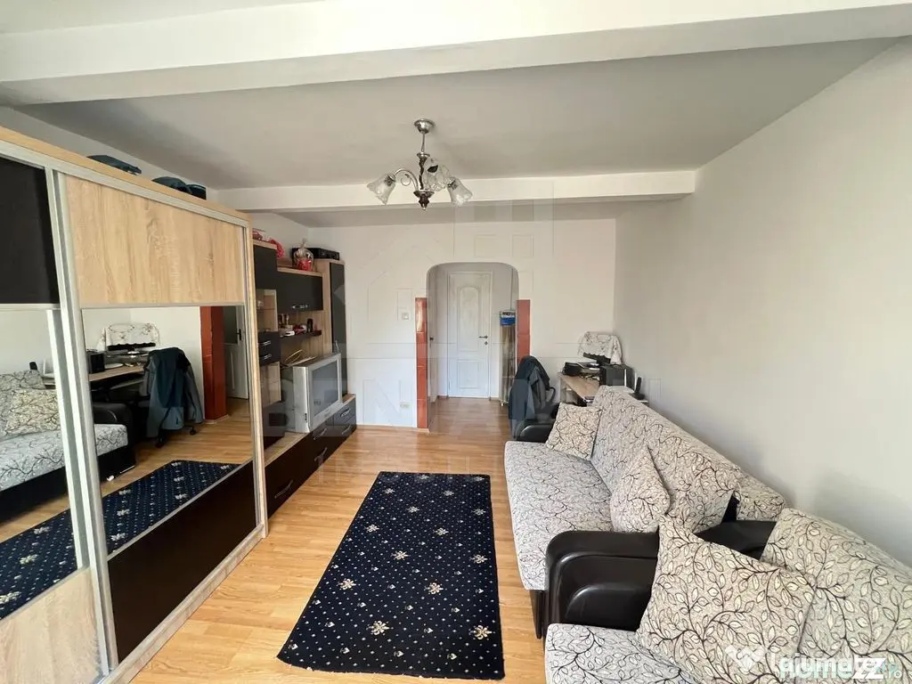 2 Decomandate-Etaj 1-CT-AC-Mobilat-Utilat-Bartolomeu-65mp... - Brasov (Brasov)