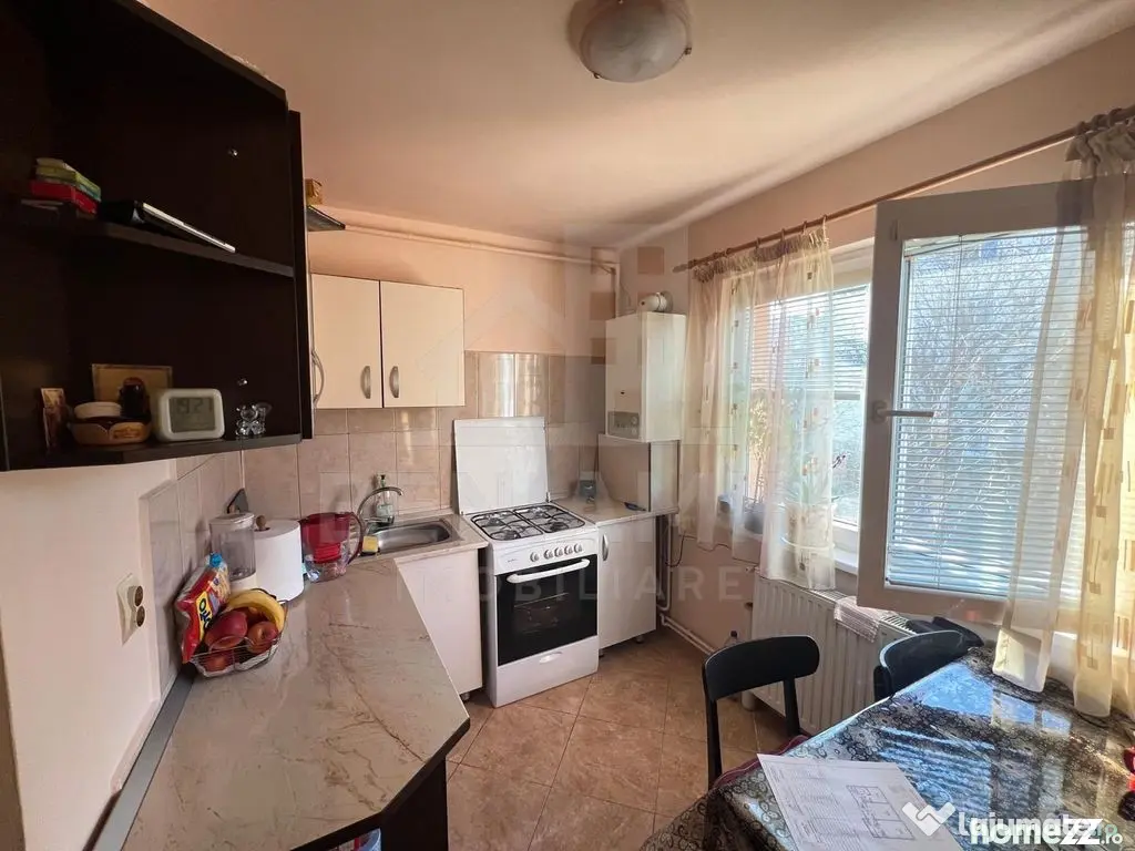 2 Decomandate-Etaj 1-CT-AC-Mobilat-Utilat-Bartolomeu-65mp... - Brasov (Brasov)