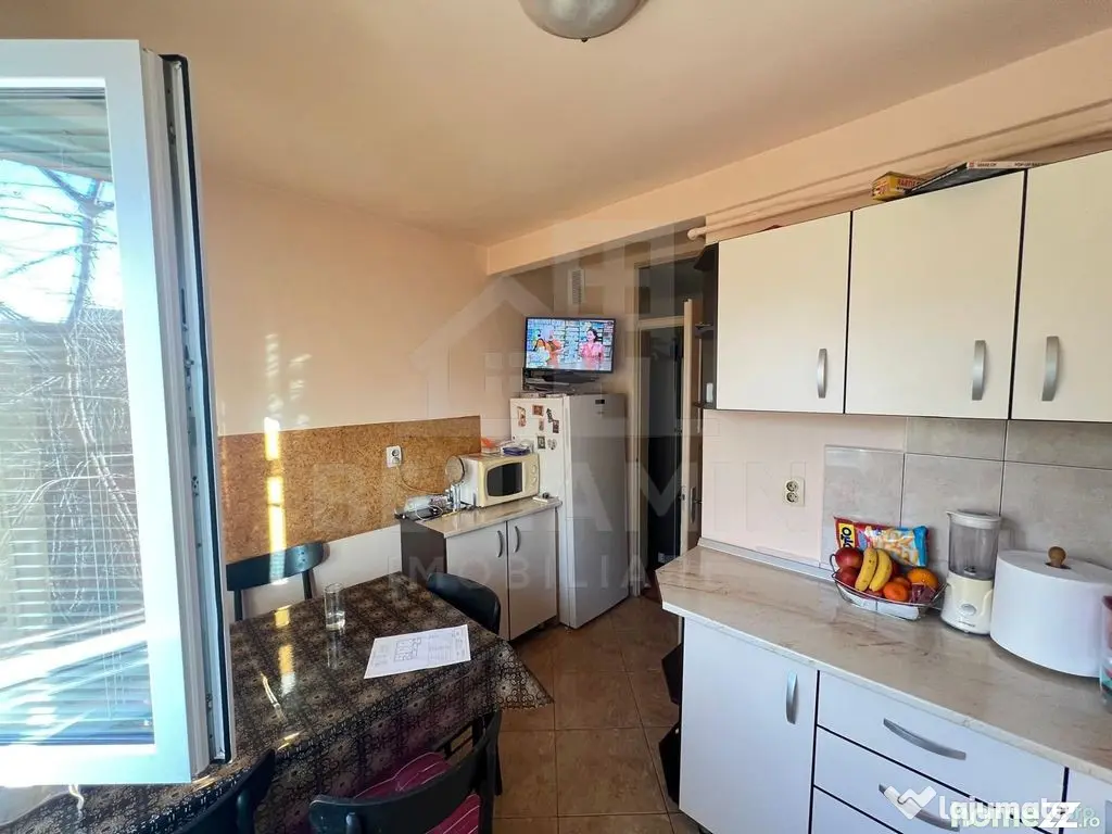 2 Decomandate-Etaj 1-CT-AC-Mobilat-Utilat-Bartolomeu-65mp... - Brasov (Brasov)