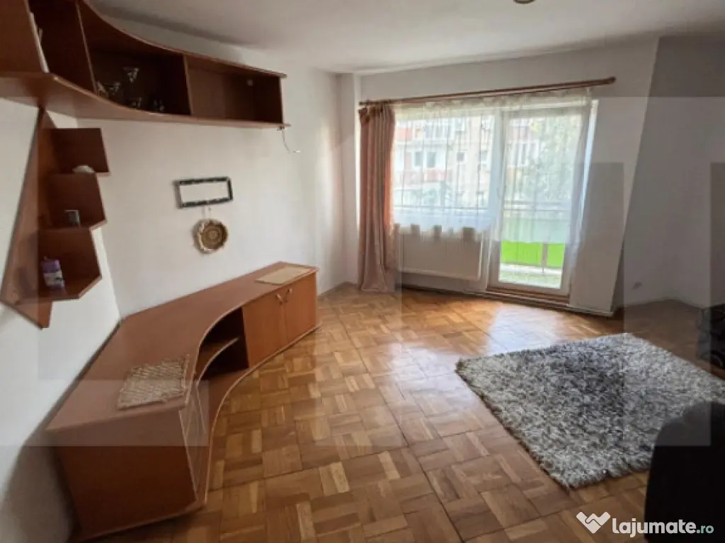 Apartament 2 camere, zona Micalaca