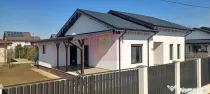 Săbăreni, casă nouă tip parter, cu pod mansardabil