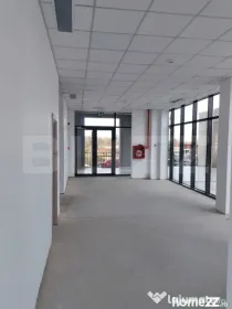 Spațiu de închiriat, la parter, 134 mp utili, zona Noua