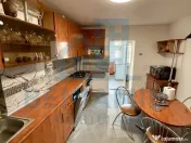 3 decomandate - 2 bai - etaj 1 - centrala proprie - McDon... 