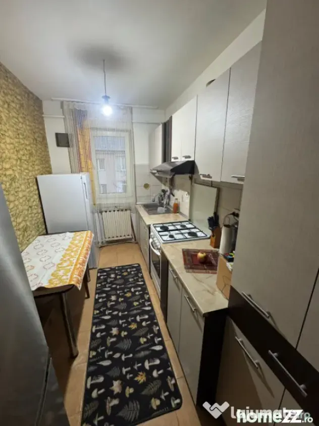 Apartament 3 camere, 56 mp, zona Centrala