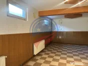 Vilă spațioasă D+P+E+M, 400 mp | Curte generoasă 400 ... 