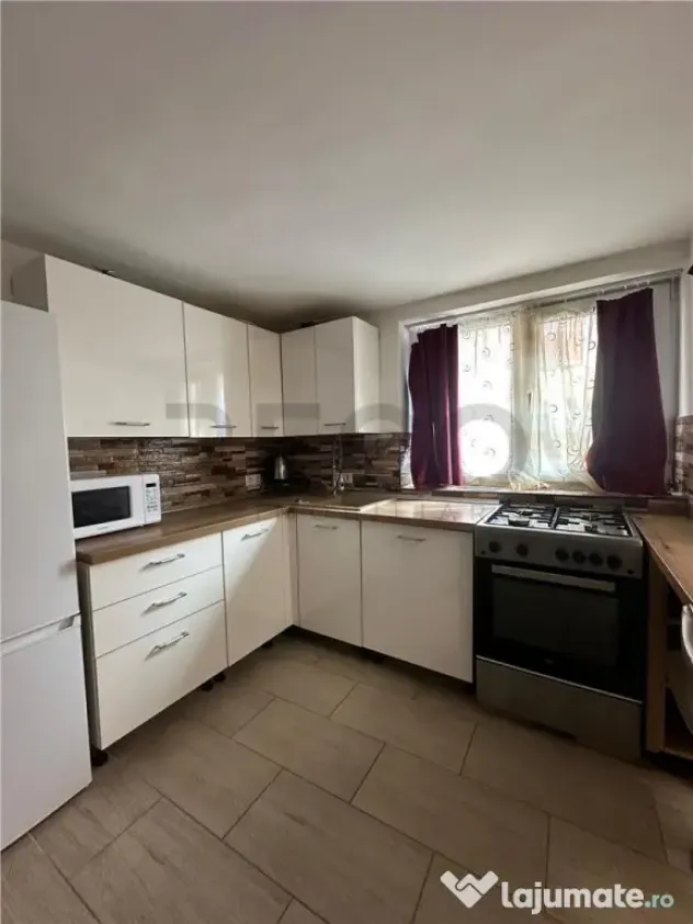 RECO Apartament ultracentral #238;n Oradea cu pozitie excele