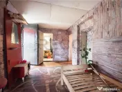 RECO, Casa din caramida, in Cetariu, Bihor 