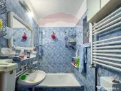 Clădire multifuncțională D+P+E+M situată în Constan?... 