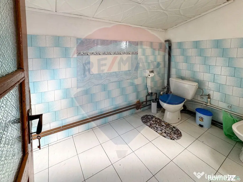 Clădire multifuncțională D+P+E+M situată în Constan?...