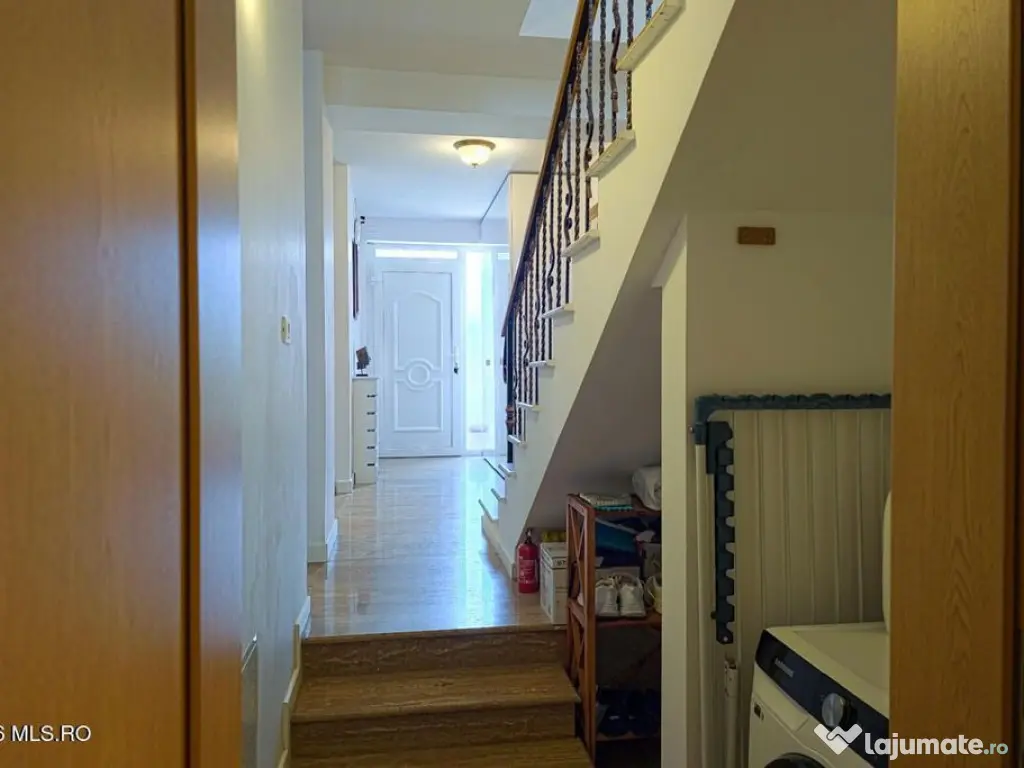 Dumbravita - Str Soarelui - Casa P+1, 3 Camere, Parcare A...